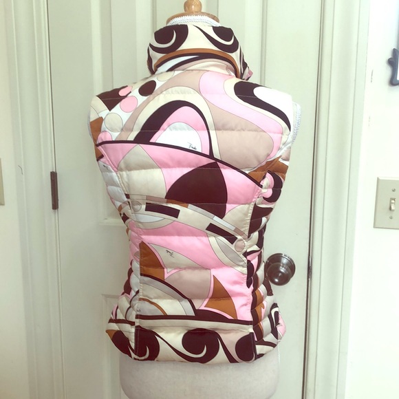 Emilio Pucci Puffer Vest! - Picture 4 of 8